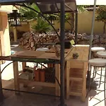 Le Verger De Sauvebonne Bed & Breakfast 3*
