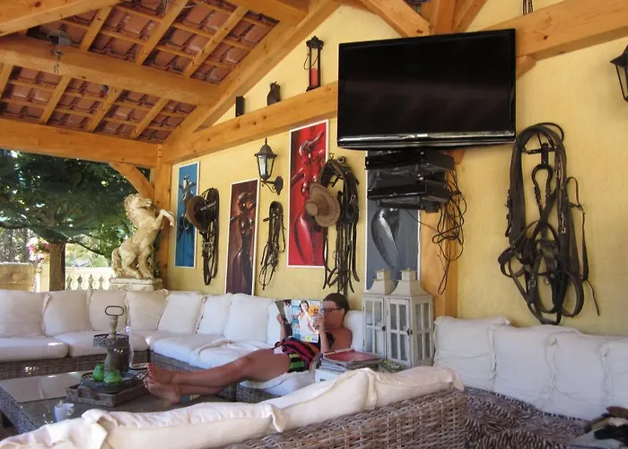 Le Verger De Sauvebonne 3*