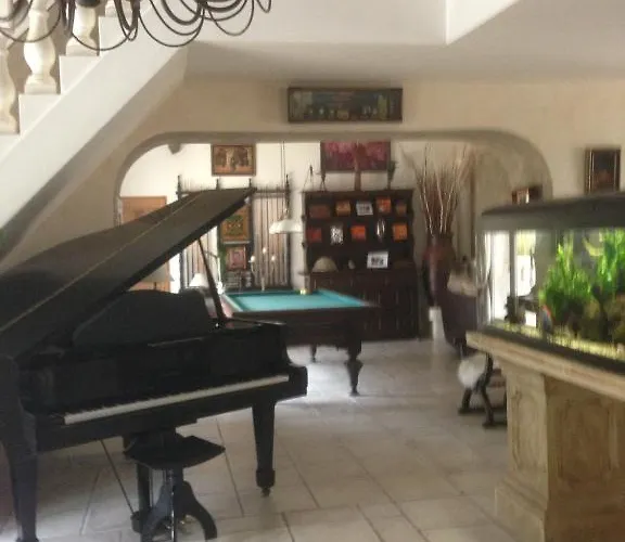 Bed & Breakfast Le Verger De Sauvebonne 3*