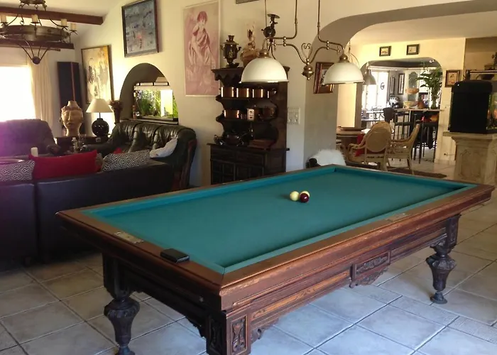 Le Verger De Sauvebonne Hyères