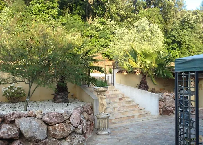 Oda ve Kahvaltı Le Verger De Sauvebonne