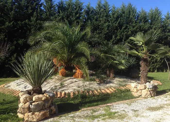 Le Verger De Sauvebonne Hyeres